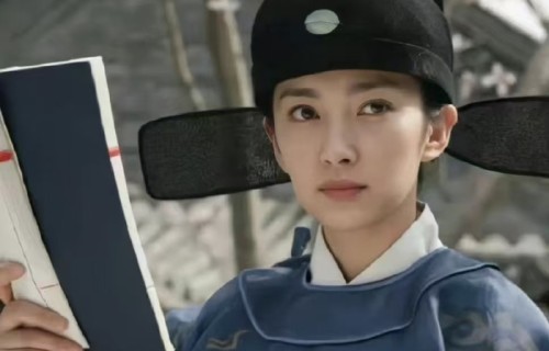 李冰冰女扮男装造型引热议