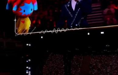 陈楚生演唱会歌迷如何参与“荒芜邮筒”点歌环节？