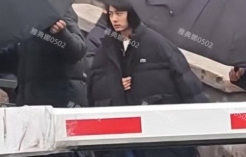 肖战东北拍戏被冻得呲牙咧嘴，依然一脸笑容难掩帅气，少年感满满|小城良方|耳包|沈阳|防寒|东北话