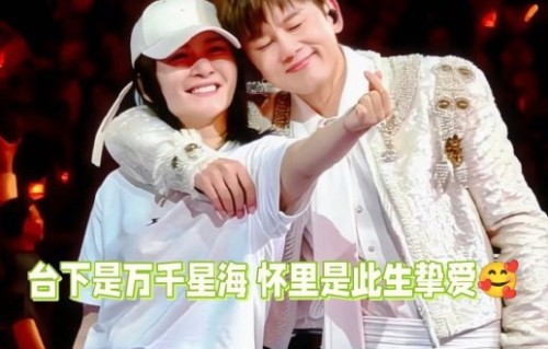 张杰谢娜在鸟巢演唱会上的互动具体是怎样的？
