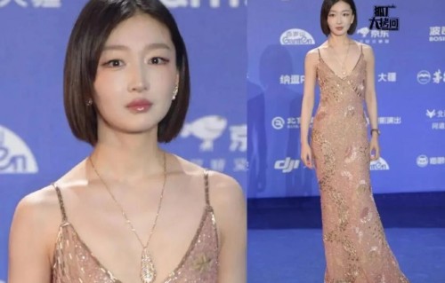 北影节红毯生图：高圆圆舒淇越老越美，周冬雨变漂亮了，马丽造型拖后腿