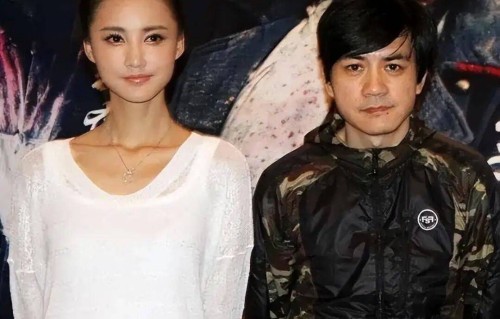 44岁张歆艺近况曝光！再婚嫁给袁弘生一子，如今被老公宠成公主