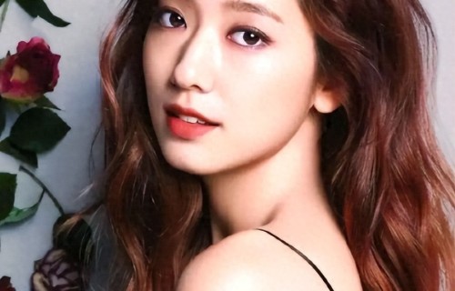 朴信惠结婚4年怀第二胎！预产期曝光，暂停工作安胎 