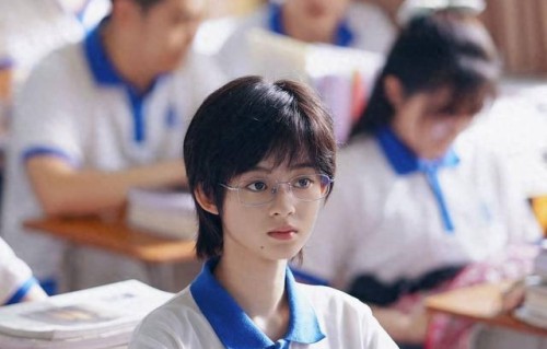 黄杨钿甜北电艺考全国第六 工作人员回应：仍在专心备考|高考|封面|长歌行|乐善|艺龄