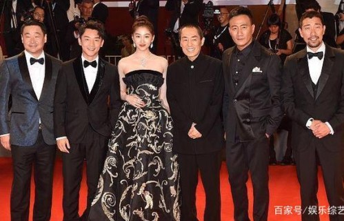 郑恺全程英文发言惊艳电影节，张艺谋听得乐开了花|威尼斯国际电影节|威尼斯电影节|王千源|王景春|关晓彤