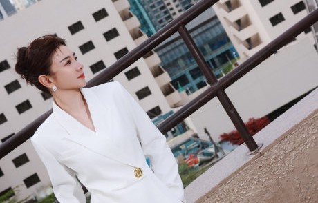 黄奕转型AI制片人：称技术只是工具，人才是创作灵魂|复刻|导演|张萌|章子怡|郭靖宇