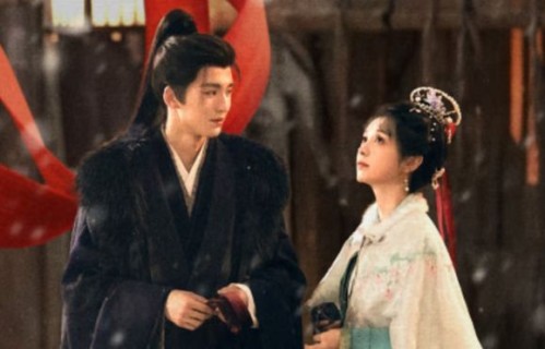 黑粉发文怒撕何润东：过气艺人，以后最多直播带货