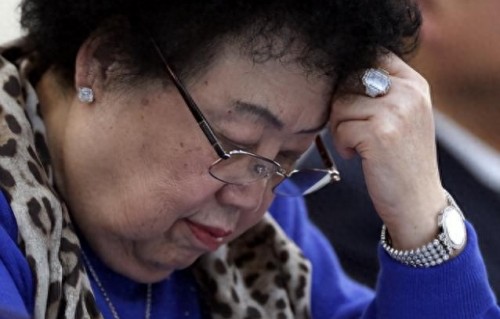 陈丽华去世后传闻再起，牵扯另一女子，她与迟重瑞关系该真相大白 