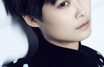 出道20年仍站C位:李宇春的“长红”，藏着娱乐圈最稀缺的清醒 - 360娱乐